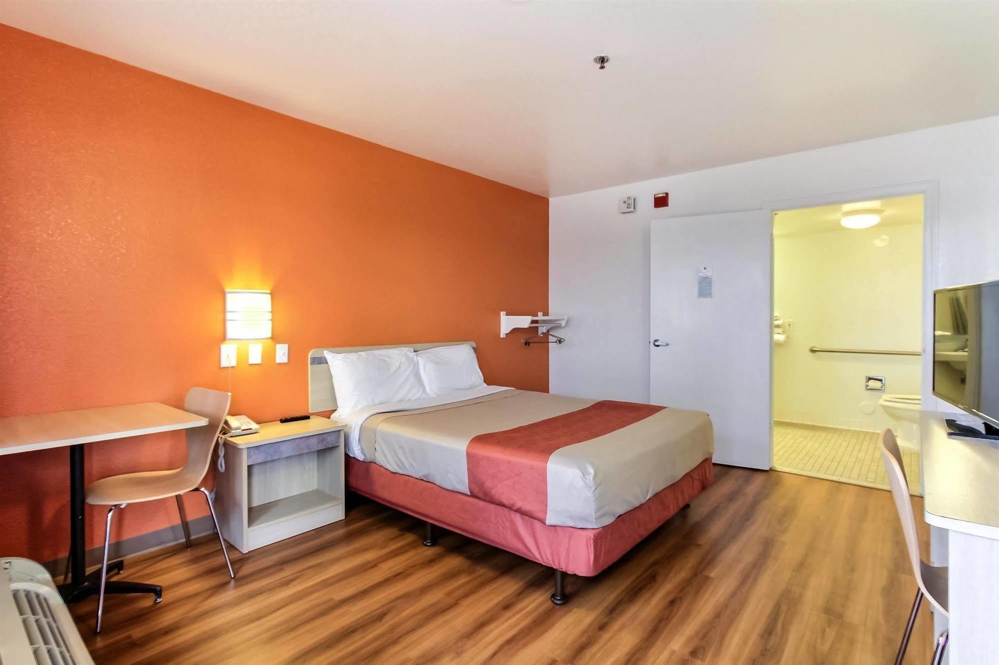 Motel 6-Salinas, Ca - North Monterey Area מראה חיצוני תמונה