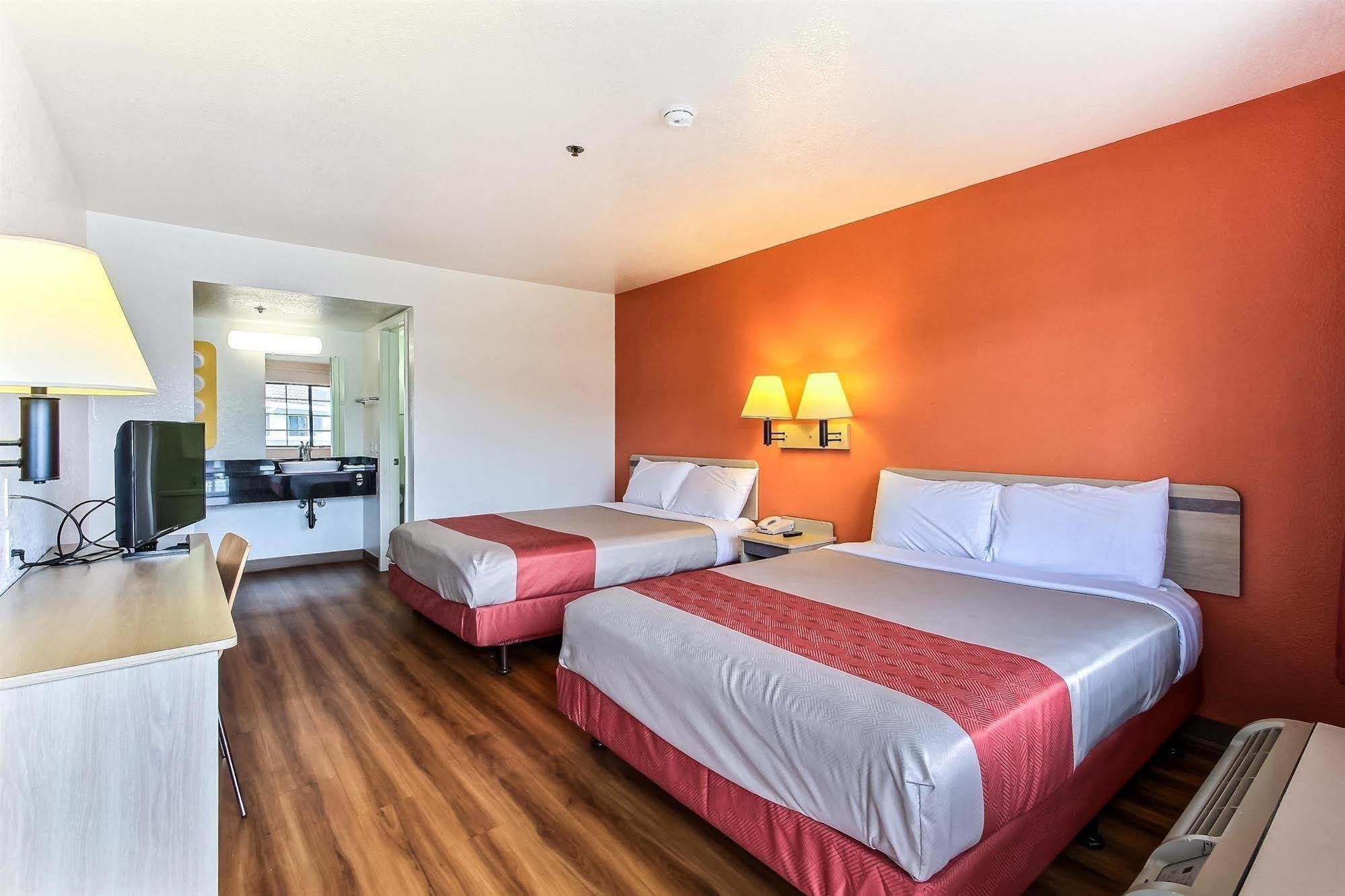 Motel 6-Salinas, Ca - North Monterey Area מראה חיצוני תמונה